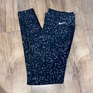 Nike leggings